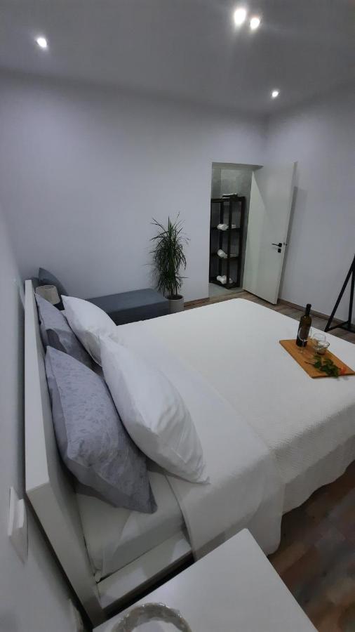 Glyfada Vacation Apt Apartment Athens Ngoại thất bức ảnh